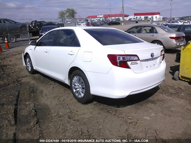 4T1BD1FK3EU098075 - 2014 TOYOTA CAMRY HYBRID/LE/XLE WHITE photo 3