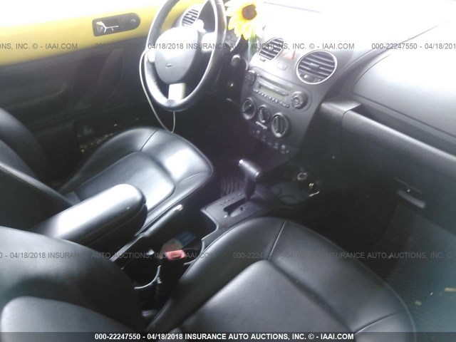 3VWRW31C78M527118 - 2008 VOLKSWAGEN NEW BEETLE S/SE YELLOW photo 5