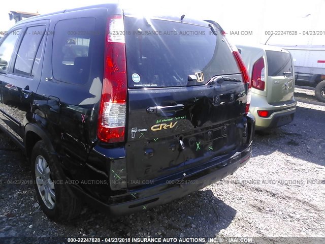 JHLRD78905C002055 - 2005 HONDA CR-V SE/EX BLACK photo 6