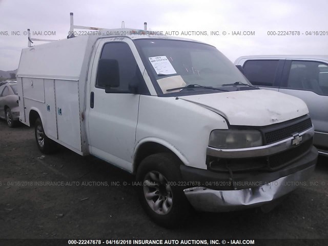1GBHG31U041243099 - 2004 CHEVROLET EXPRESS G3500  Սպիտակ լուսանկար 1