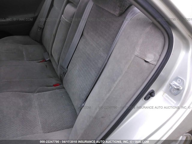 4T1BF32K92U003980 - 2002 TOYOTA CAMRY LE/XLE/SE SILVER photo 8