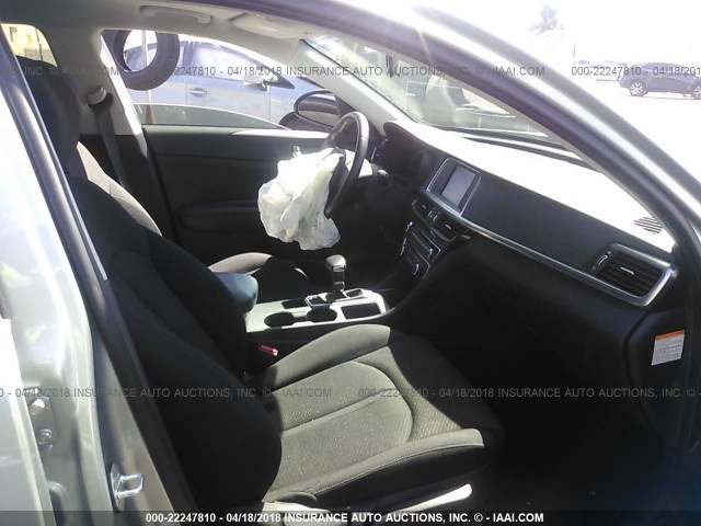 KNAGT4LC1H5005450 - 2017 KIA OPTIMA HYBRID SILVER photo 5