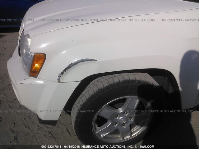 1J4GS48K66C213686 - 2006 JEEP GRAND CHEROKEE LAREDO/COLUMBIA/FREEDOM 白色 照片 6