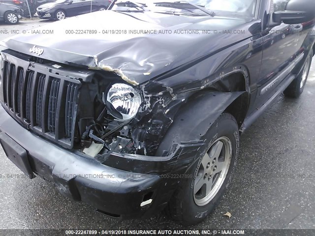 1J4GK38K25W685679 - 2005 JEEP LIBERTY RENEGADE BLACK photo 6