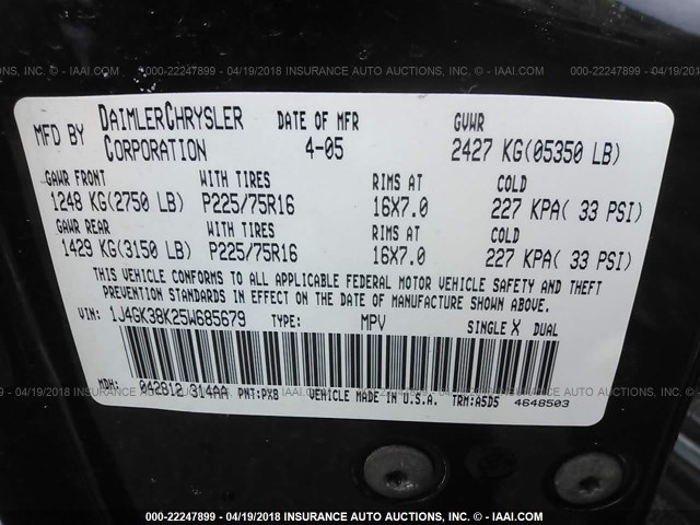 1J4GK38K25W685679 - 2005 JEEP LIBERTY RENEGADE BLACK photo 9