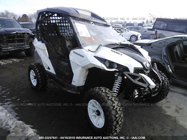 MI0176A270T080514 - 2014 CAN-AM MAVERICK 1000 R WHITE photo 1