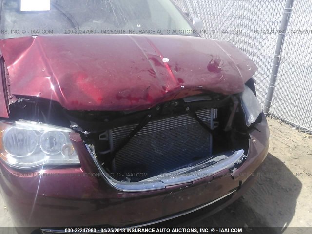 2A4RR8DG7BR666231 - 2011 CHRYSLER TOWN & COUNTRY TOURING L RED photo 6