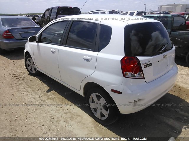 KL1TD66648B030710 - 2008 CHEVROLET AVEO LS WHITE photo 3