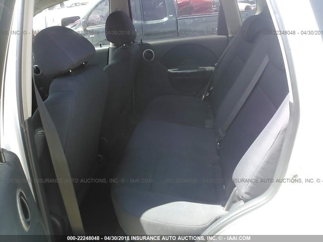 KL1TD66648B030710 - 2008 CHEVROLET AVEO LS WHITE photo 8