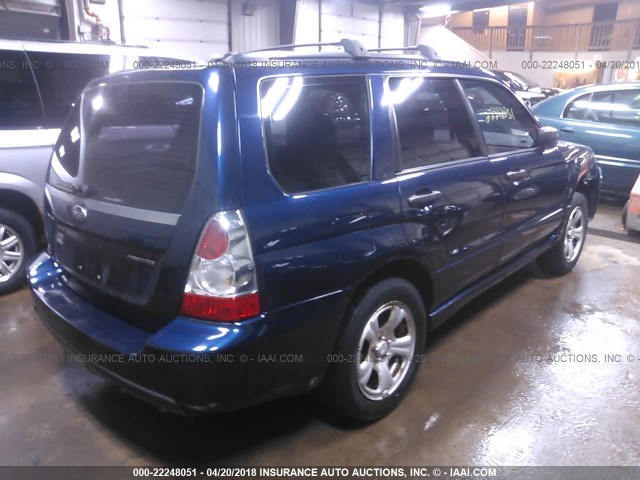 JF1SG63606H725525 - 2006 SUBARU FORESTER 2.5X Dark Blue photo 4