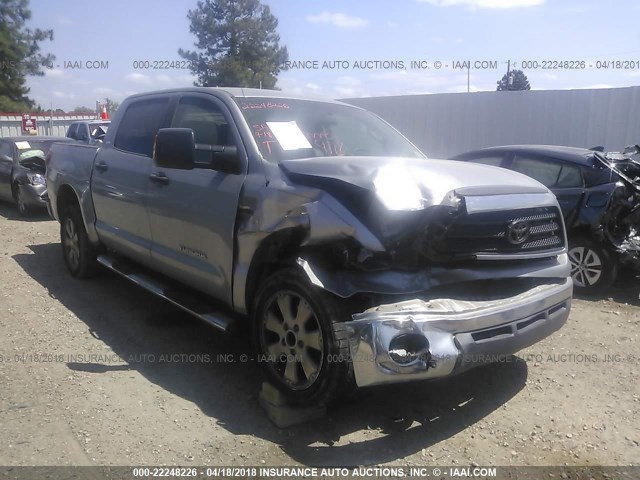 5TBEV54127S460204 - 2007 TOYOTA TUNDRA CREWMAX SR5 GRAY photo 1