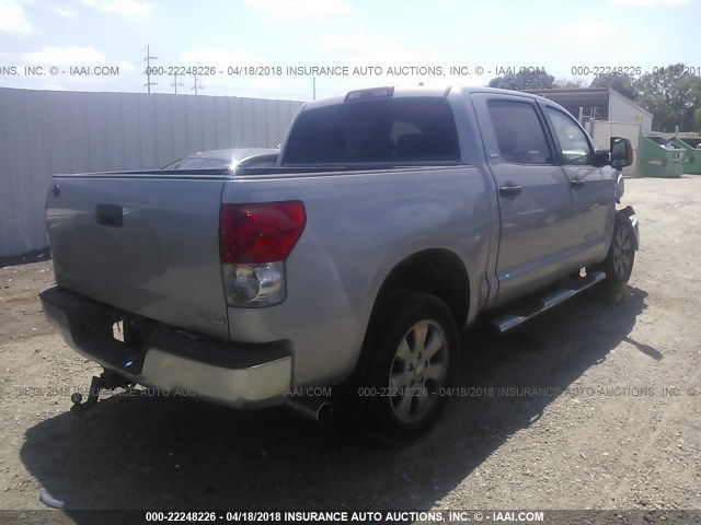 5TBEV54127S460204 - 2007 TOYOTA TUNDRA CREWMAX SR5 GRAY photo 4