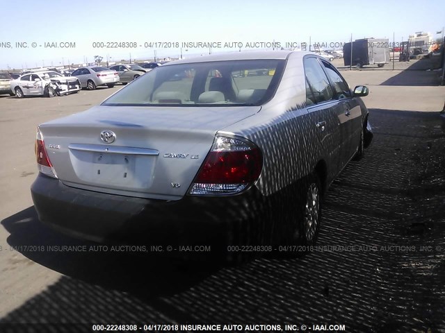 4T1BF32K46U113700 - 2006 TOYOTA CAMRY LE/XLE/SE SILVER photo 4