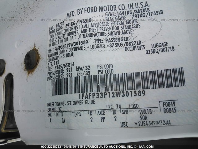 1FAFP33P12W301589 - 2002 FORD FOCUS LX WHITE photo 9