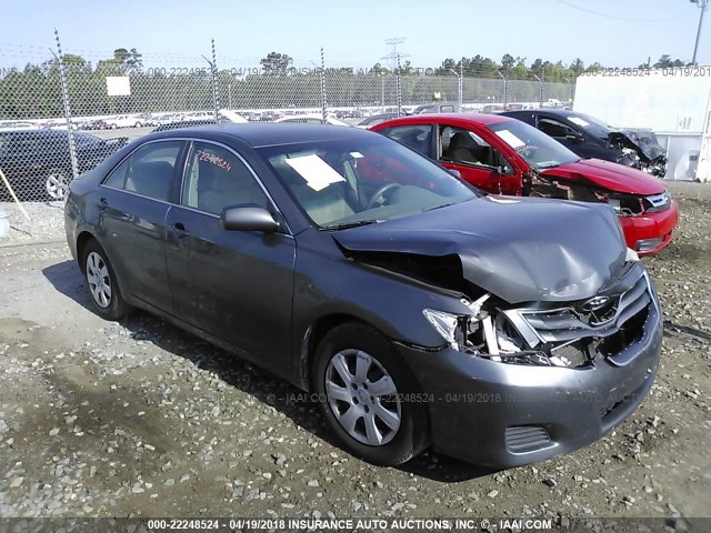 4T4BF3EK2BR131754 - 2011 TOYOTA CAMRY SE/LE/XLE GRAY photo 1