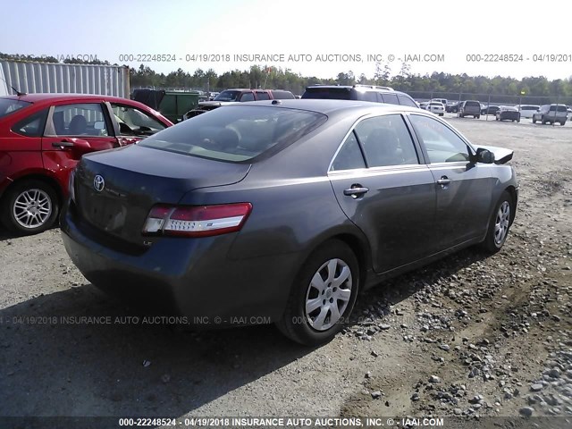 4T4BF3EK2BR131754 - 2011 TOYOTA CAMRY SE/LE/XLE GRAY photo 4