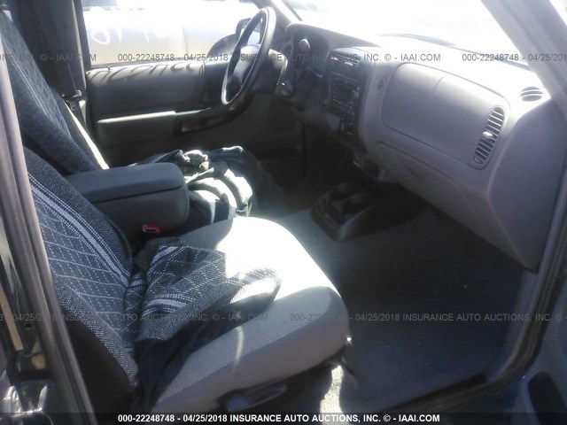 1FTYR14V9YPB54391 - 2000 FORD RANGER SUPER CAB BLACK photo 5