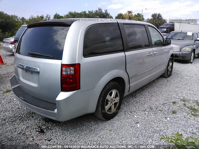 2D8HN54P28R772169 - 2008 DODGE GRAND CARAVAN SXT SILVER photo 4