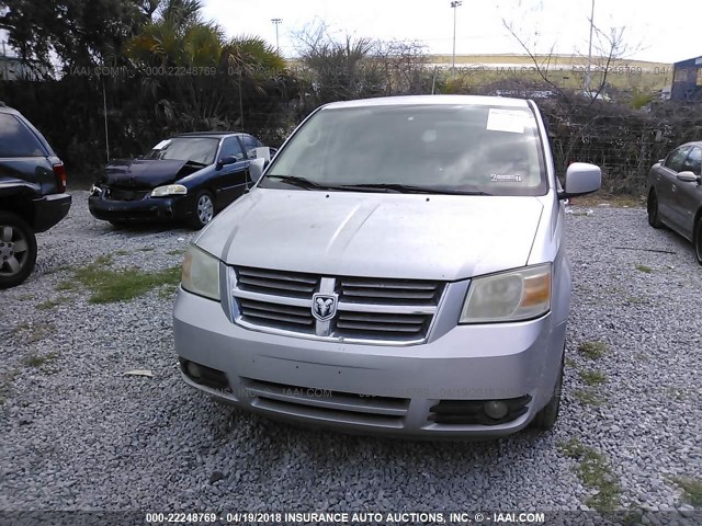 2D8HN54P28R772169 - 2008 DODGE GRAND CARAVAN SXT SILVER photo 6