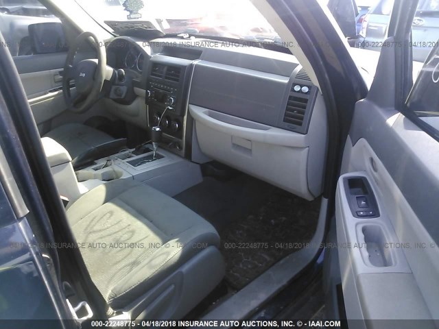 1J8GN28K88W286571 - 2008 JEEP LIBERTY SPORT 蓝色 照片 5