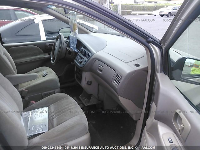 4T3ZF13C0YU235491 - 2000 TOYOTA SIENNA LE/XLE GOLD photo 5