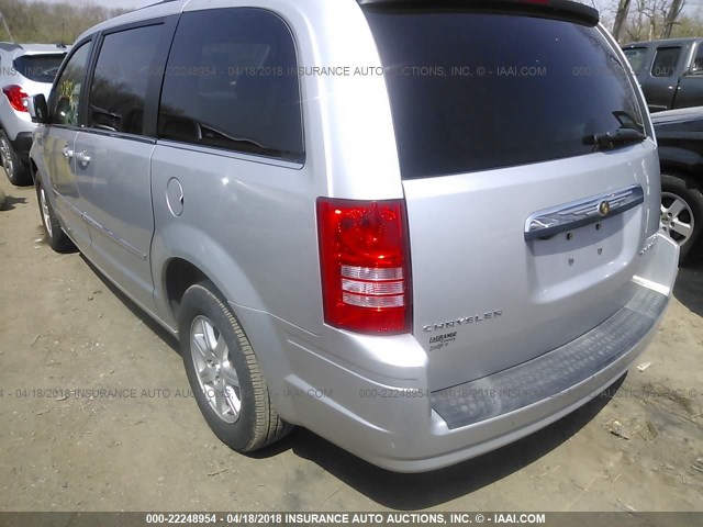 2A4RR5D18AR113421 - 2010 CHRYSLER TOWN & COUNTRY TOURING SILVER photo 3