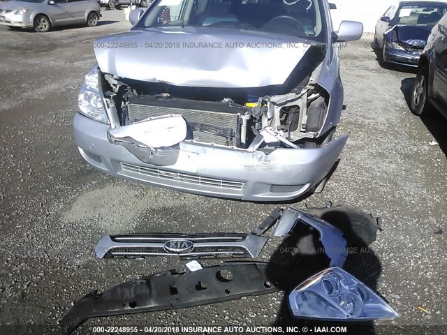 KNDMB133X76134206 - 2007 KIA SEDONA EX/LX SILVER photo 6