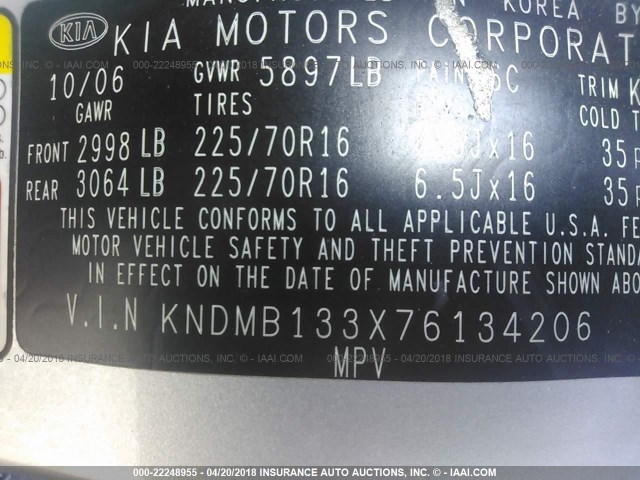 KNDMB133X76134206 - 2007 KIA SEDONA EX/LX SILVER photo 9