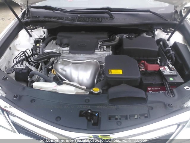 4T4BF1FK8ER364304 - 2014 TOYOTA CAMRY L/SE/LE/XLE 白色 照片 10