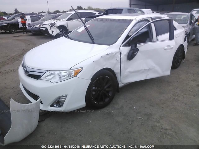 4T4BF1FK8ER364304 - 2014 TOYOTA CAMRY L/SE/LE/XLE 白色 照片 6