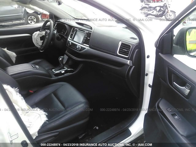 5TDKKRFH9GS153505 - 2016 TOYOTA HIGHLANDER XLE თეთრი ფოტო 5