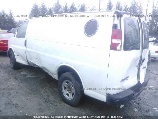 1GCFH25T031143854 - 2003 CHEVROLET EXPRESS G2500  WHITE photo 3