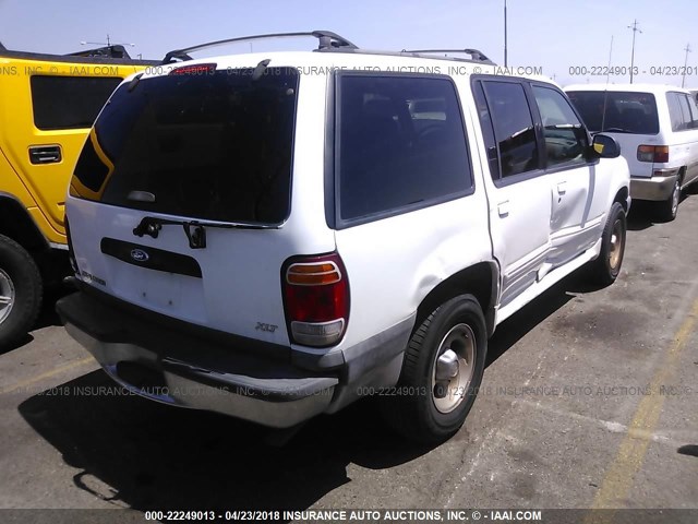 1FMZU73E5YUA54650 - 2000 FORD EXPLORER XLT WHITE photo 4