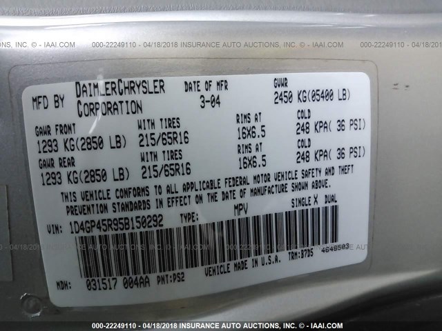 1D4GP45R95B150292 - 2005 DODGE CARAVAN SXT SILVER photo 9