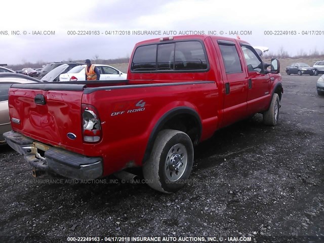 1FTSW21PX5EA55242 - 2005 FORD F250 SUPER DUTY RED photo 4