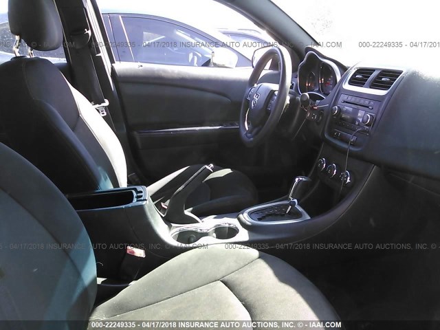 1B3BD4FB1BN554006 - 2011 DODGE AVENGER EXPRESS 白色 照片 5