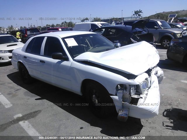 2FAFP71WX4X151734 - 2004 FORD CROWN VICTORIA POLICE INTERCEPTOR WHITE photo 1