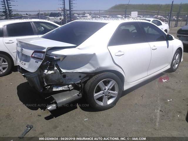 4T1BF1FK5DU707014 - 2013 TOYOTA CAMRY L/SE/LE/XLE 白色 照片 4