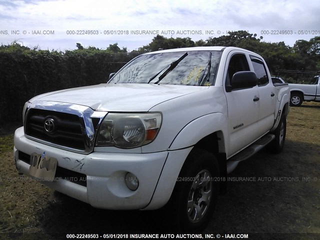 5TEJU62N18Z590726 - 2008 TOYOTA TACOMA DOUBLE CAB PRERUNNER WHITE photo 2