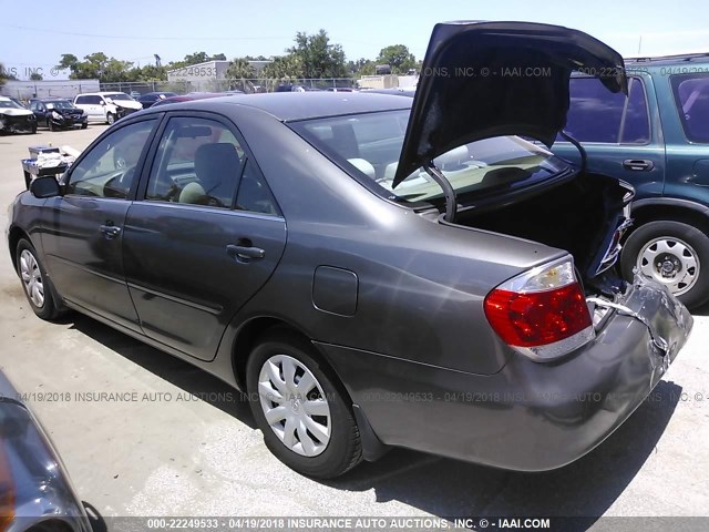 4T1BE32K35U624249 - 2005 TOYOTA CAMRY LE/XLE/SE ნაცრისფერი ფოტო 3