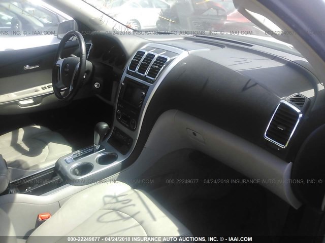 1GKER33D89J136691 - 2009 GMC ACADIA SLT-2 SILVER photo 5