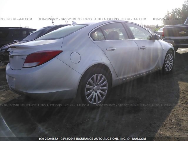 W04GN5ECXB1144274 - 2011 BUICK REGAL CXL SILVER photo 4