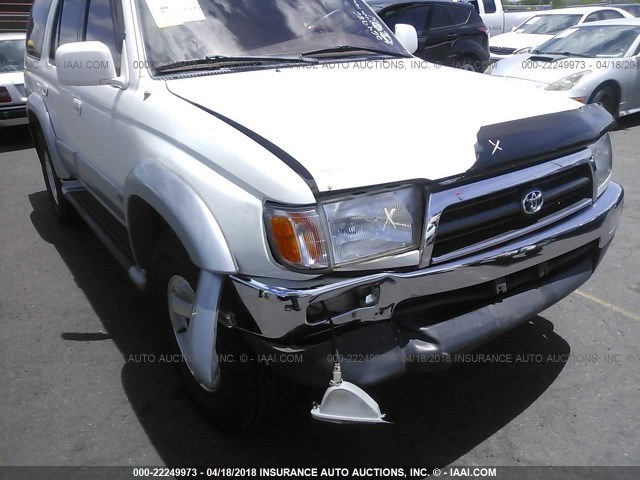 JT3GN87R1W0066573 - 1998 TOYOTA 4RUNNER LIMITED WHITE photo 6