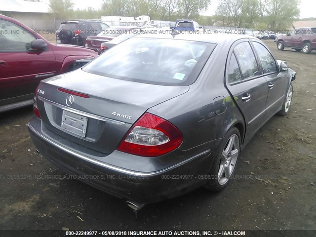 WDBUF87X79B392055 - 2009 MERCEDES-BENZ E 350 4MATIC GRAY photo 4