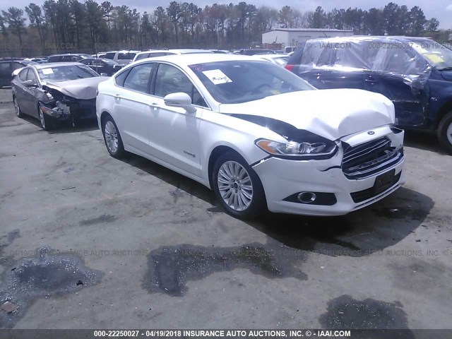 3FA6P0LU5GR155356 - 2016 FORD FUSION SE HYBRID WHITE photo 1