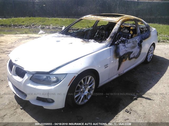 WBAKF5C5XDE658023 - 2013 BMW 328 XI SULEV WHITE photo 2