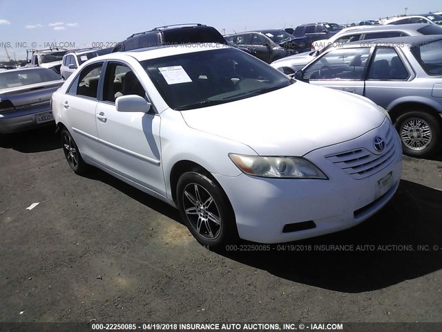 4T1BK46K97U554736 - 2007 TOYOTA CAMRY NEW GENERAT LE/XLE/SE WHITE photo 1