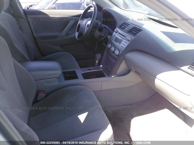 4T1BK46K97U554736 - 2007 TOYOTA CAMRY NEW GENERAT LE/XLE/SE WHITE photo 5