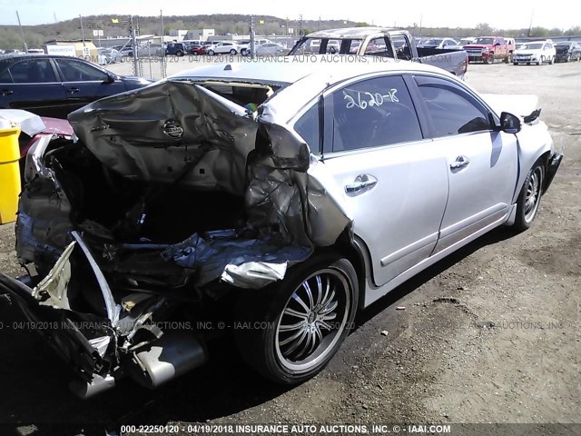 1N4BL3APXFC143483 - 2015 NISSAN ALTIMA 3.5S/3.5SV/3.5SL SILVER photo 4