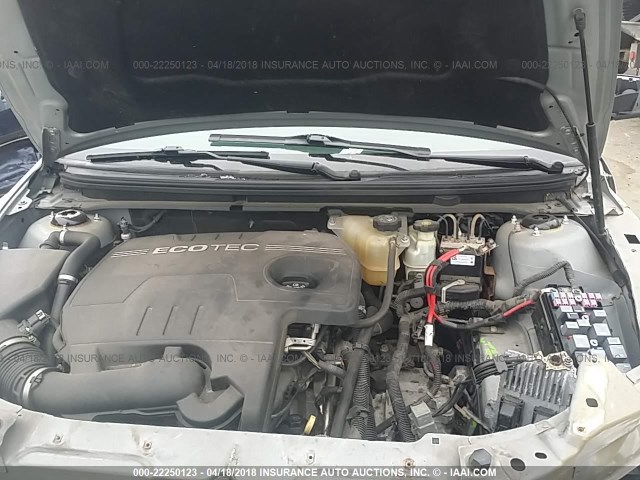 1G1ZH57B694274838 - 2009 CHEVROLET MALIBU 1LT SILVER photo 10